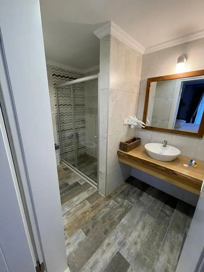 Roop Alacati Hotel 0*,