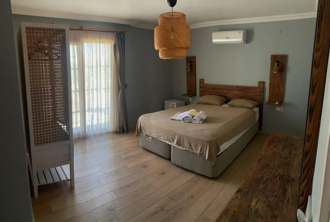 Bed & Breakfast Roop Alacati Hotel